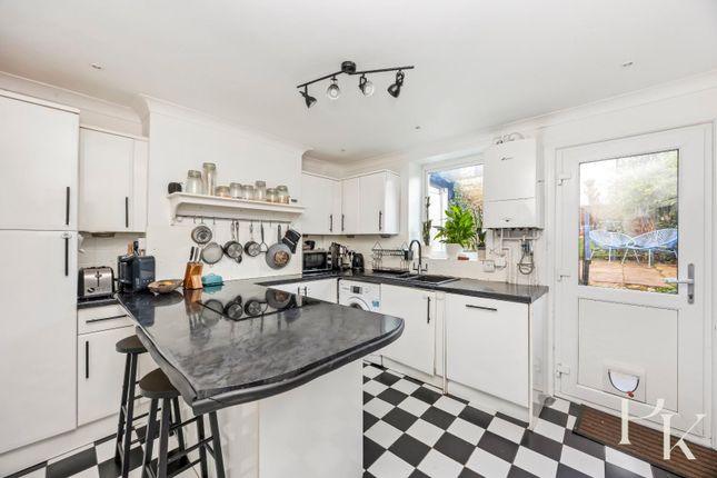 86, Clarendon Road, Hove photo 2