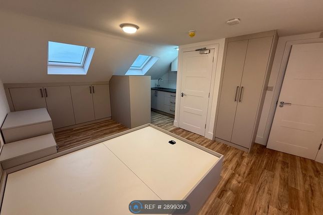Wexham Road, Slough photo 5