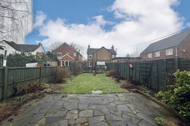 84, Frogmore Road, Camberley photo 2
