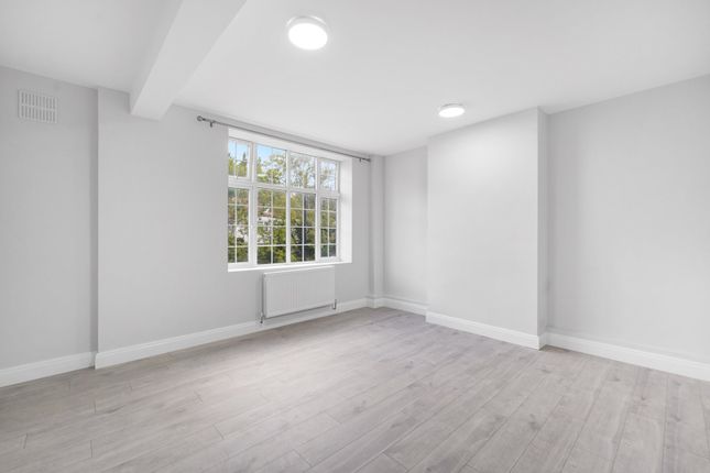 Flat A, 210, Addington Road, Selsdon photo 3