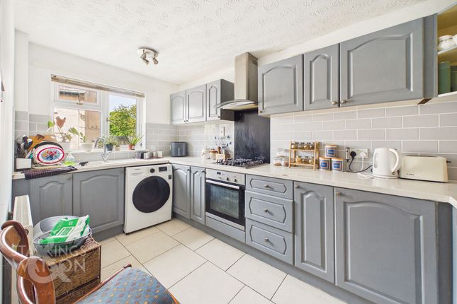 30 Swafield Street, Norwich photo 3