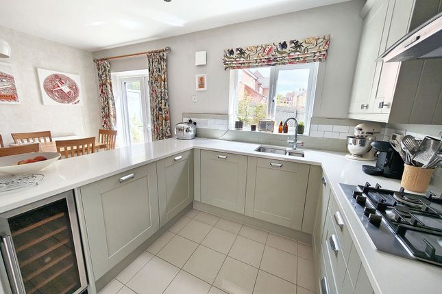 60 Corbin Road, Trowbridge photo 2