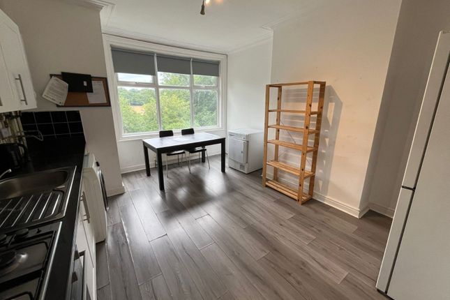 Hartley Avenue, Leeds photo 2