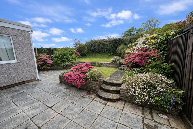 7, Wentworth Crescent, Swansea photo 3