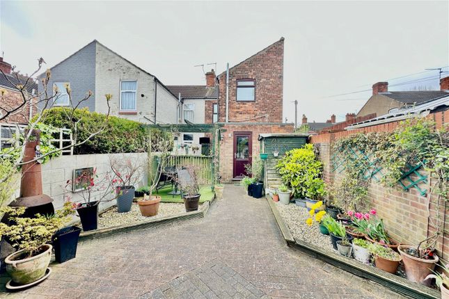 End terrace house for sale in Faraday Street, Hull