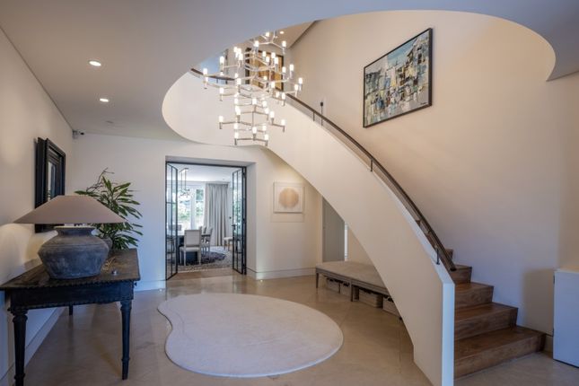 2 Telegraph Hill, Platts Lane, London photo 3