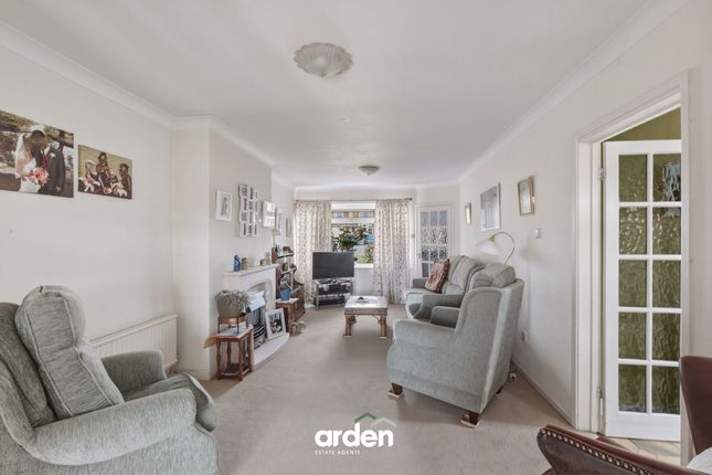 5 Ellsdon Rise, Worcester photo 2