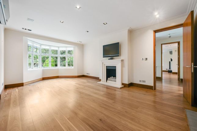 Detached house to rent in The Bishops Avenue, London