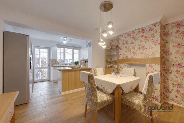 151, Heath Road, Orsett Heath photo 4