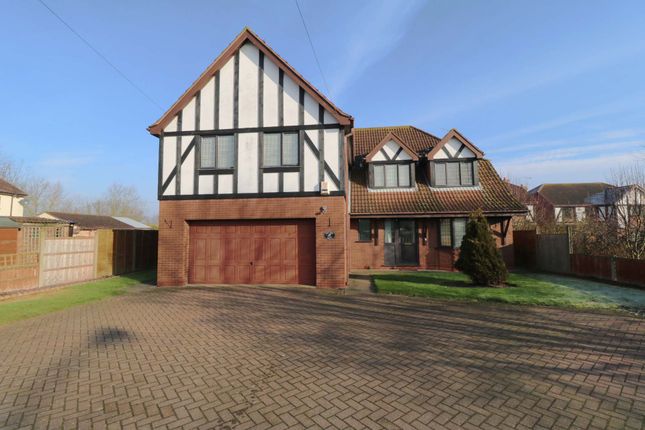 Thumbnail Detached house to rent in Sandtoft Road, Belton