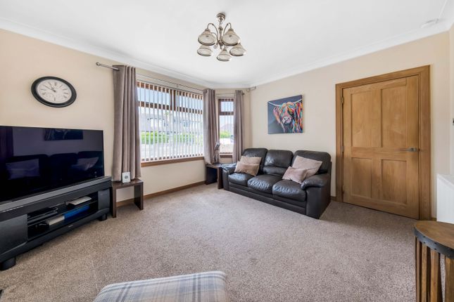 65, Muirfield Crescent, Dundee photo 4