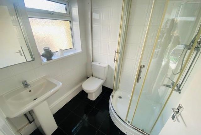 Detached house to rent in Chester Road, Erdington, Birmingham