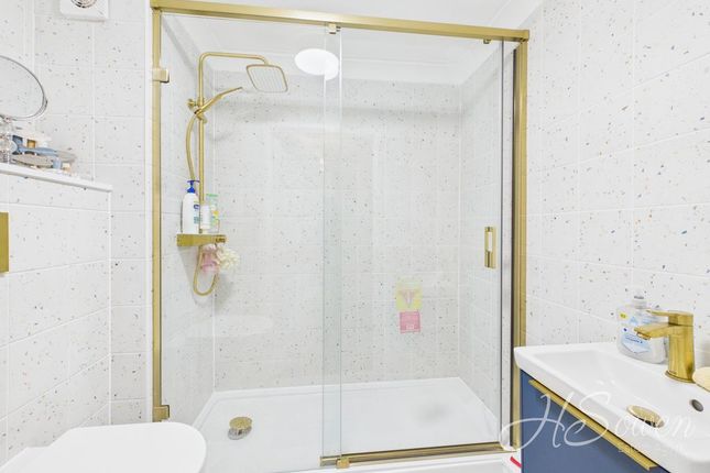 12 Charlwood Court, Chilcote Close, Torquay photo 4