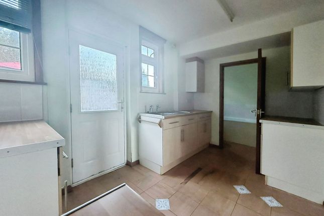 Moorden Cottages,3, Station Hill, Tonbridge photo 3
