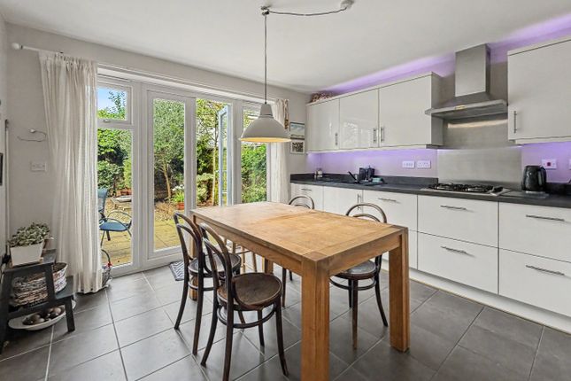 47, Teeswater Close, Rugby photo 4