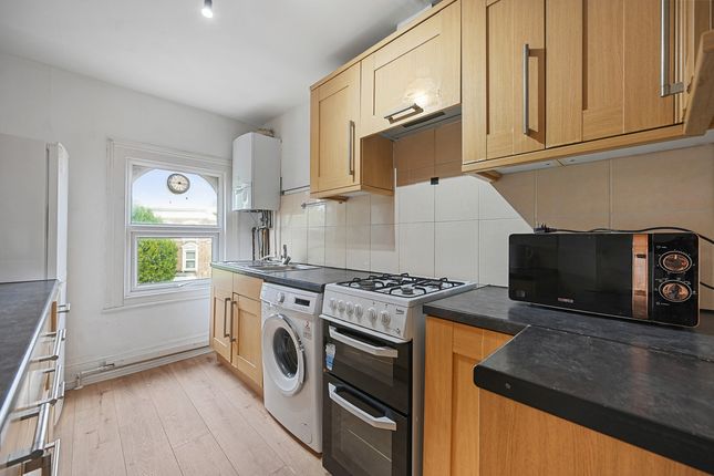 Flat Flat 3, 1, Alfred Road, Acton photo 4