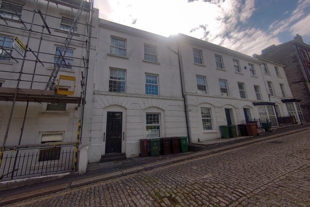 Thumbnail Flat to rent in 20 Hoe Street, Plymouth