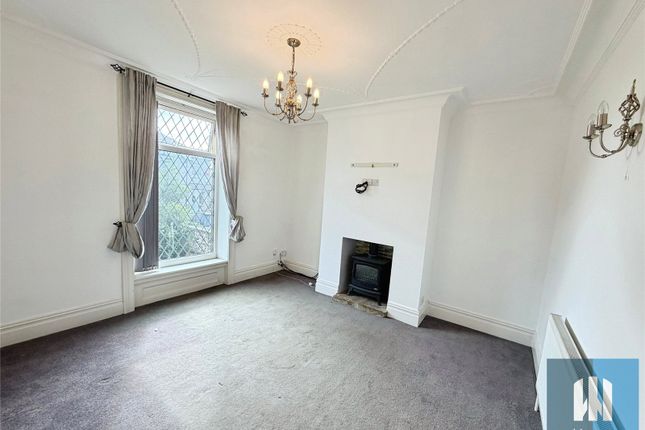 11, Alexandra Road, Huddersfield photo 4