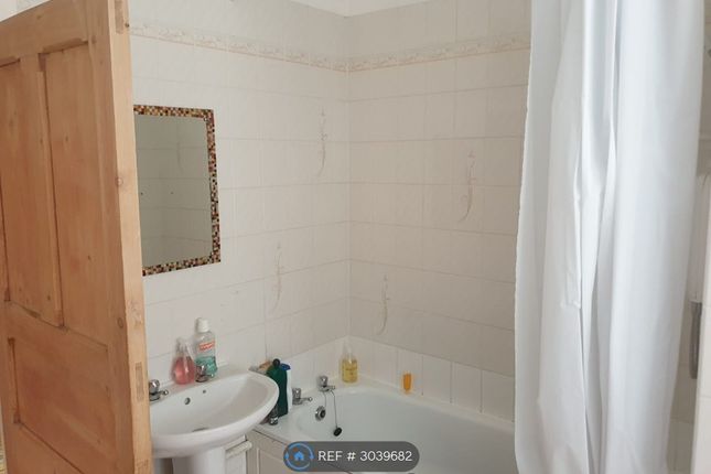 A Clarendon Road, Redland, Bristol photo 2