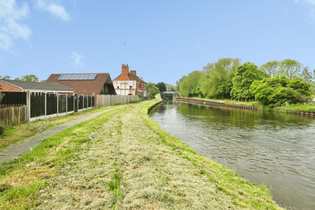 2, Canal View, Doncaster photo 4