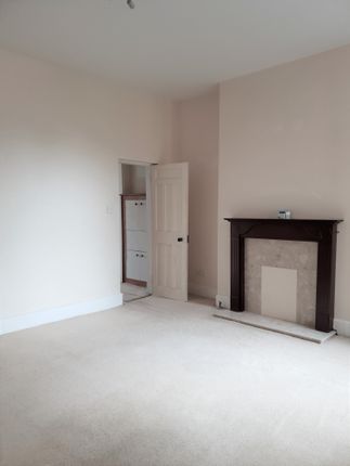 69 , Leicester Road, Oadby, Leicester photo 4