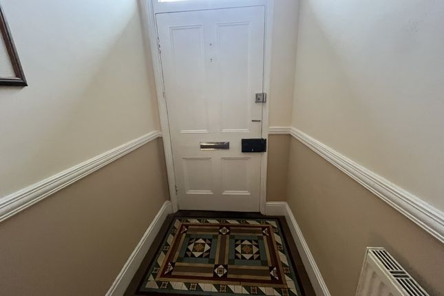 28, Alan Road, Llandeilo photo 3
