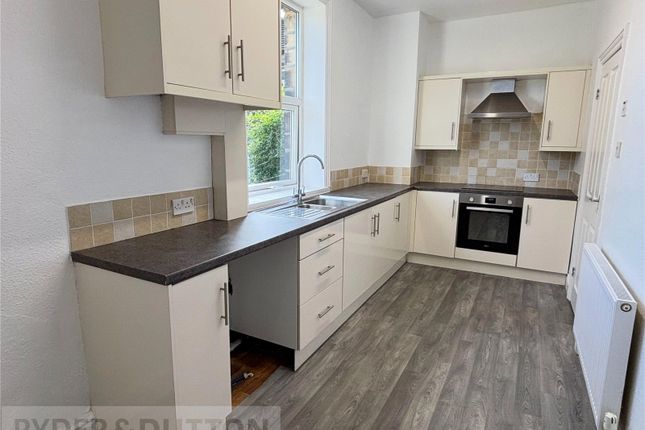 84, Scar Lane, Huddersfield photo 2