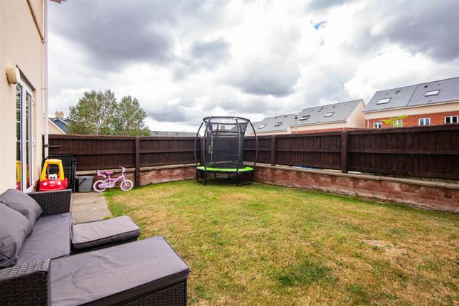 9, Ashton Bank Way, Preston photo 4