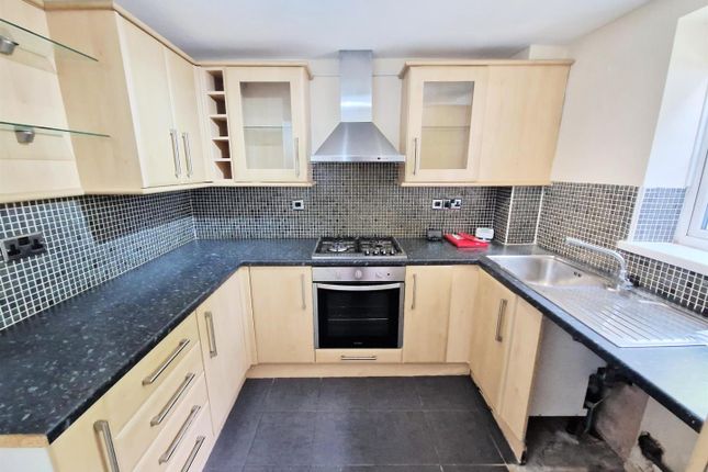 26, Cofton Court, Birmingham photo 2