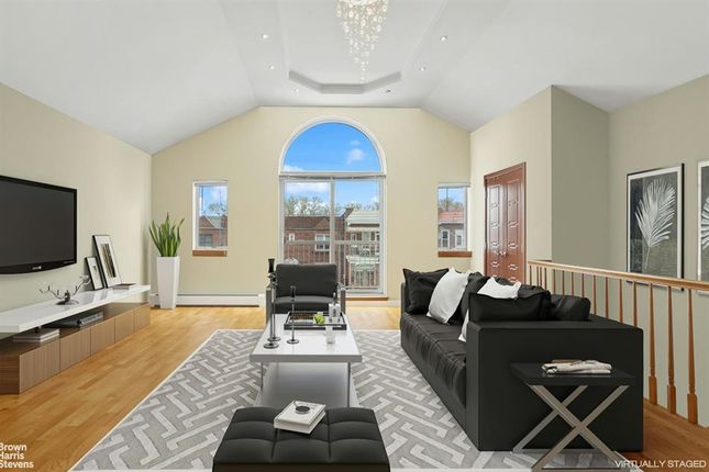 Thumbnail Studio for sale in 956 79th St #3B, Brooklyn, Ny 11228, Usa
