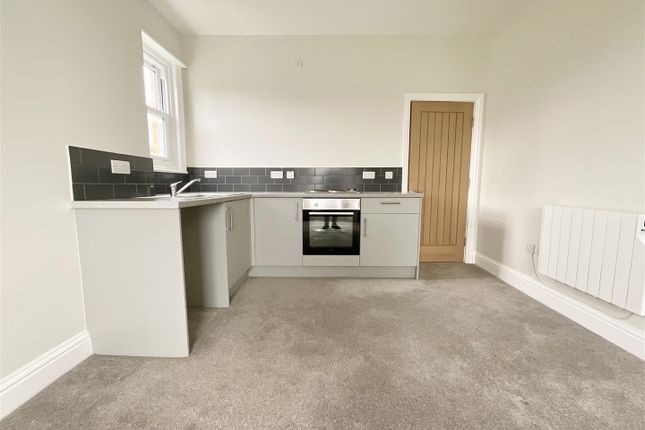 Flat for sale in North Marine Road, Scarborough