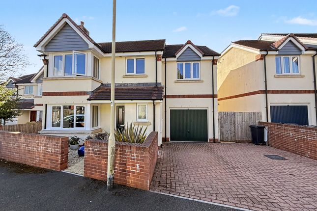 4-bed detached on 11 Threwstones Close, Tiverton, £440,000