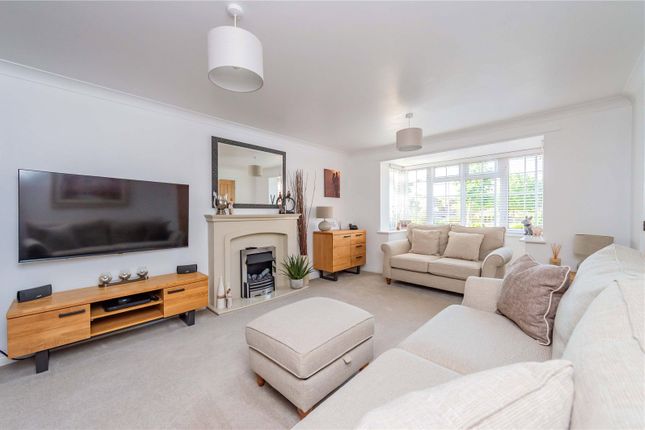 8, Lichfield Close, Telford photo 4