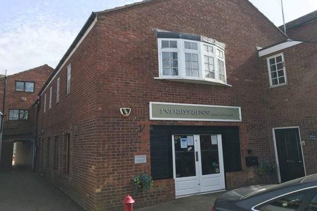 Thumbnail Retail premises to let in Sheaf Street, Daventry