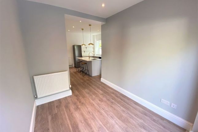 2, Ringlow Park Road, Manchester photo 2