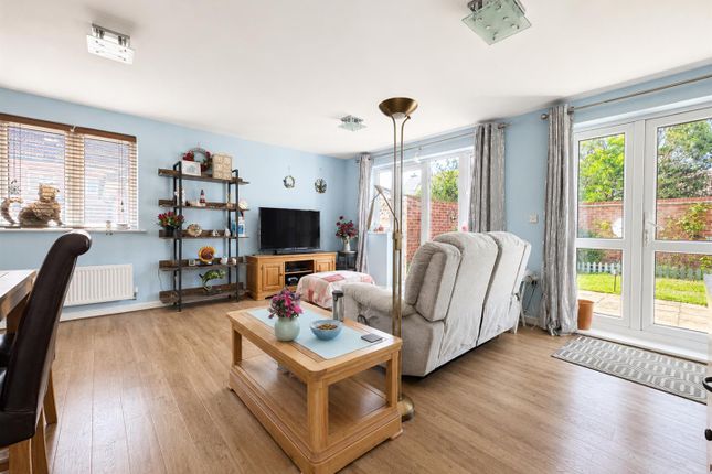 36, Magister Drive, Lee-On-The-Solent photo 3