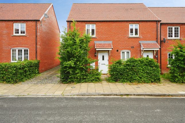 2-bed house on 5, Epsom Way, Bicester, £280,000