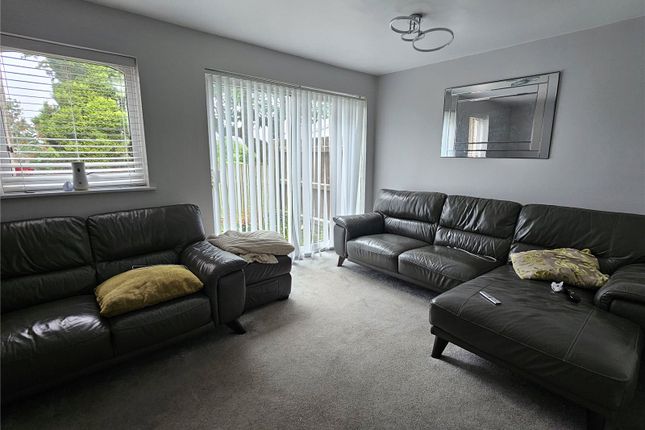 12, Near Lands Close, Birmingham photo 2