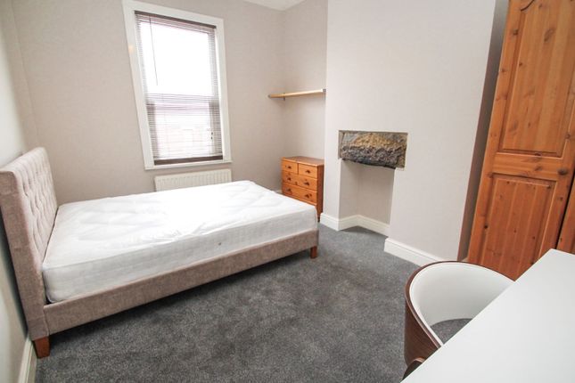 25, Highbury Road, Leeds photo 4