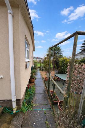 15, Charlton Common, Bristol photo 3