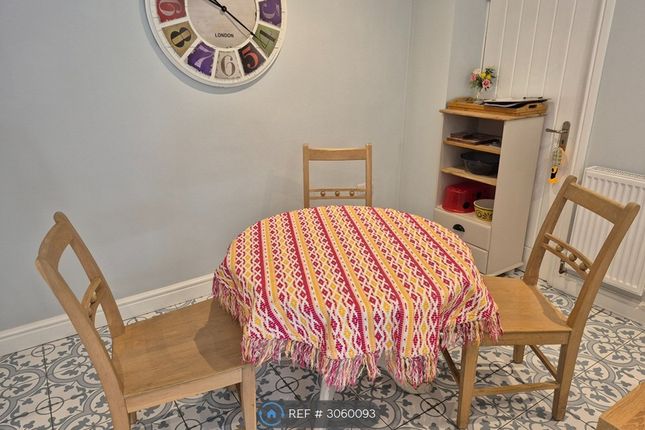 Poppy Cottage Highwood Farm, Wickwar Road Kingswood, Wotton-Under-Edge photo 3