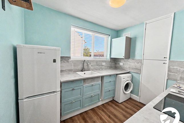 17, Downs Avenue, Kent photo 4
