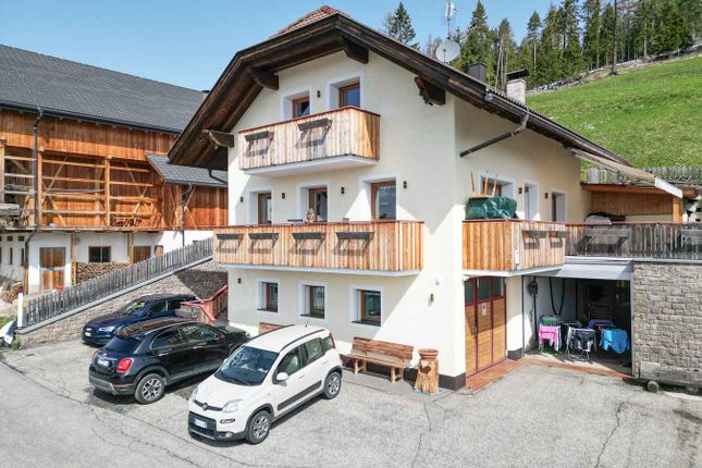 Chalet for sale in Pice Jù, San Martino In Badia, Bolzano, Trentino-South Tyrol, Italy