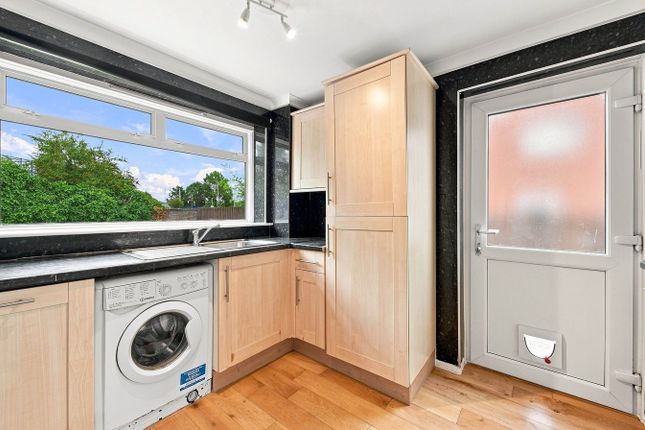 30, Rowanhill Place, Kilmarnock photo 4