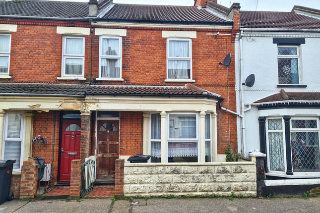 Thumbnail Property to rent in Dovercourt, Harwich, Essex