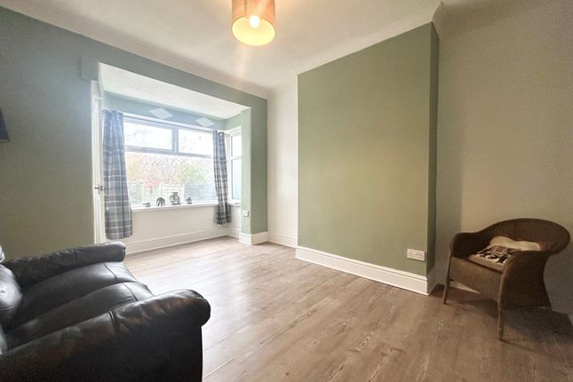 Flat A 29, Sheringham Avenue, Thornton-Cleveleys photo 3