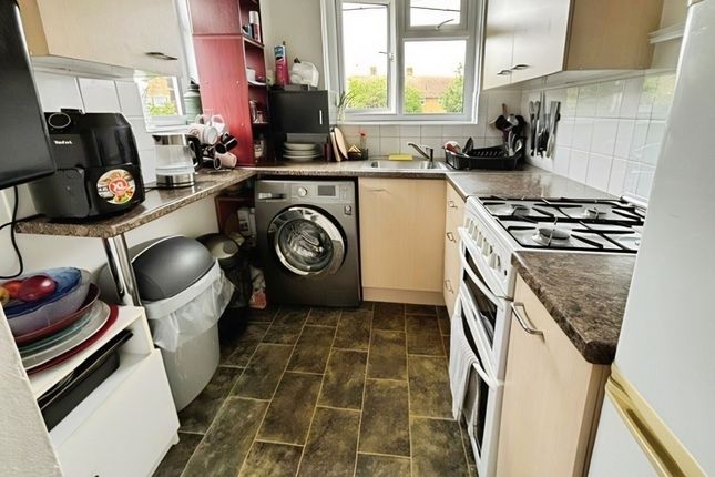 28, Commonwealth Close, Sittingbourne photo 3