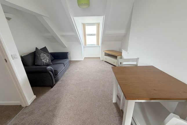 Penlan, 18 Marine Terrace Aberystwyth Ceredigion photo 3