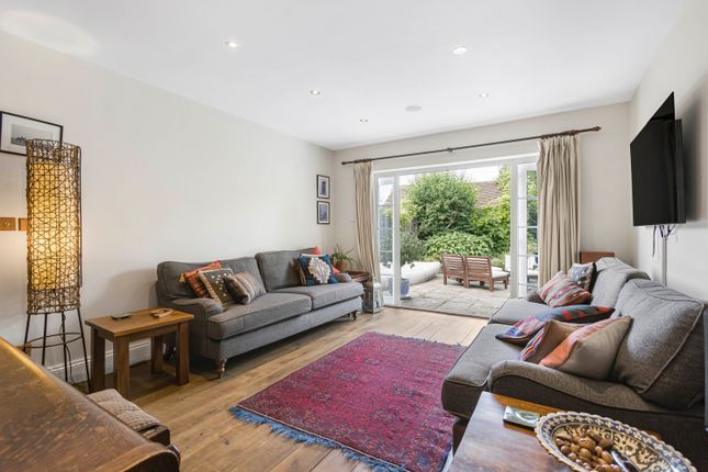 4, The Cottages, Welwyn photo 2