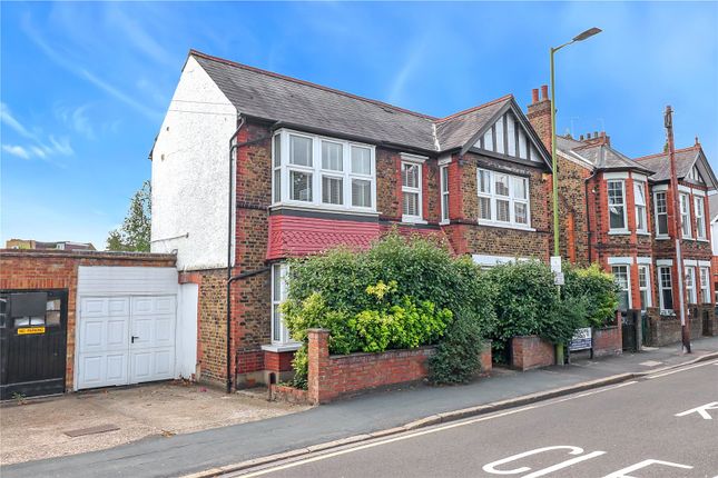 Thumbnail Detached house for sale in Farraline Road, Watford
